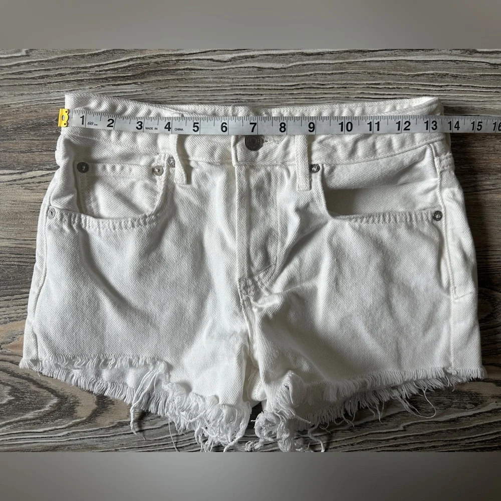 FREE PEOPLE We The Free White Women’s Shorts - Size 25